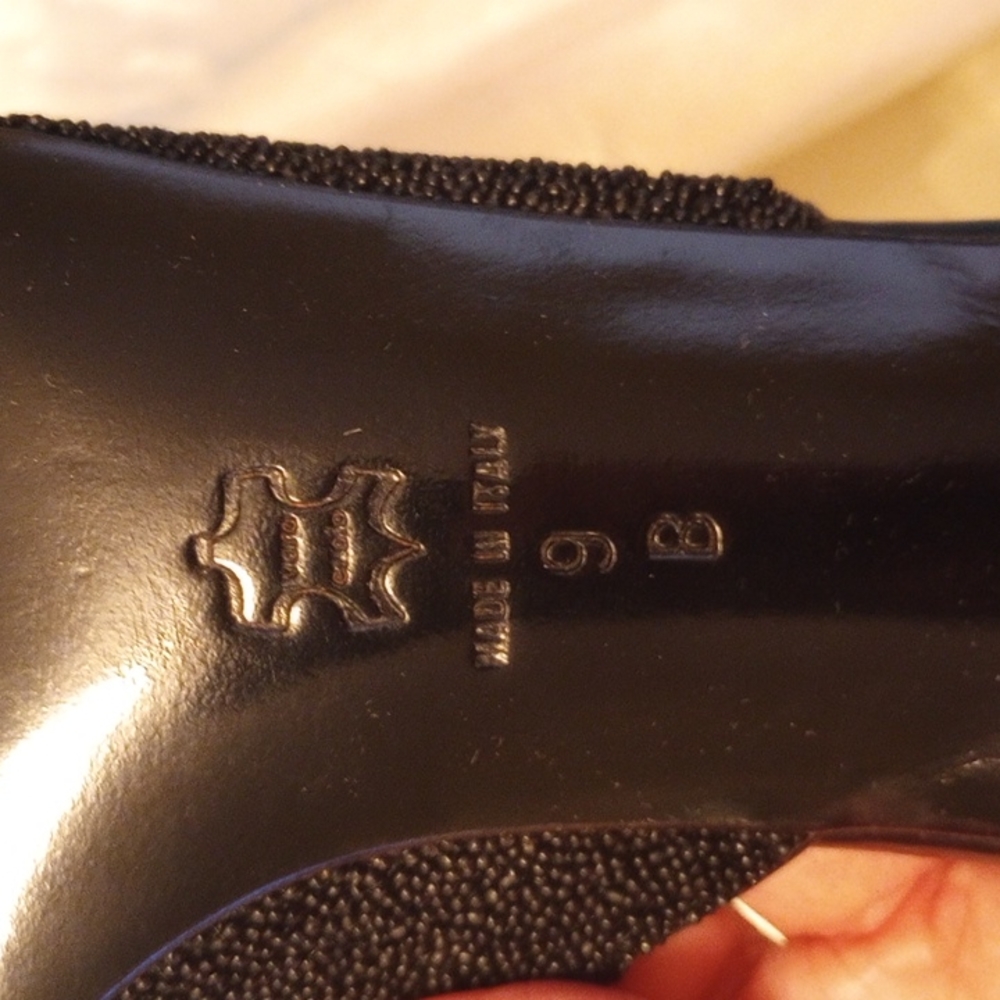 Isaac Mizrahi shoes, size 9 , beaded and leather Black - Picture 12 of 12